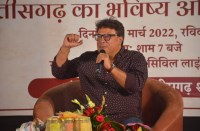 जब दर्शक को पत्रकार समझ बैठे तिग्मांशु, बोले- थोड़ा दयालु बनिए