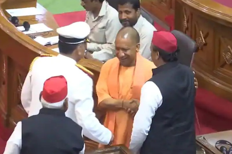 CM Yogi Meet Leader of Opposition Akhilesh Yadav Legislative Assembly