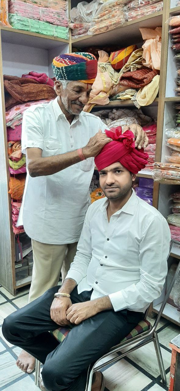 एक दो नहीं बल्कि 36 तरह के साफे बांधते हैं मोहनलाल