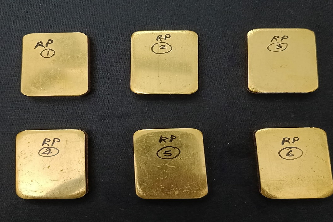 डीआरआई वाराणसी इकाई ने पकड़ा चार किलो विदेशी सोने के साथ दो तस्कर