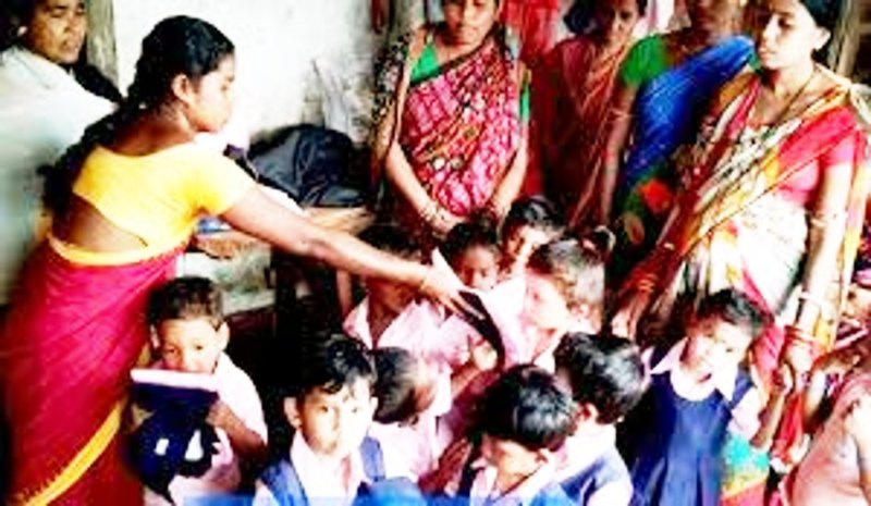 जानिए...छत्तीसगढ़ में कितने आंगनबाड़ी कार्यकर्ताओं और सहायिकाओं के पद है खाली