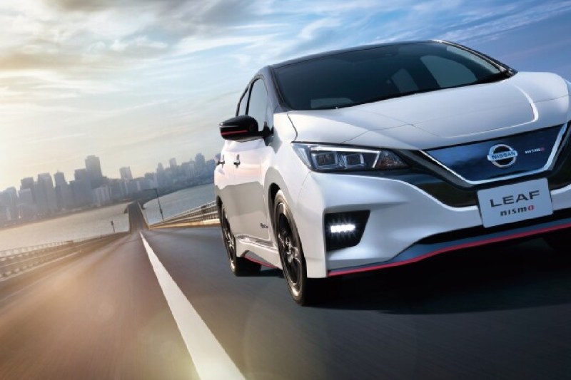nissan_leaf-amp.jpg