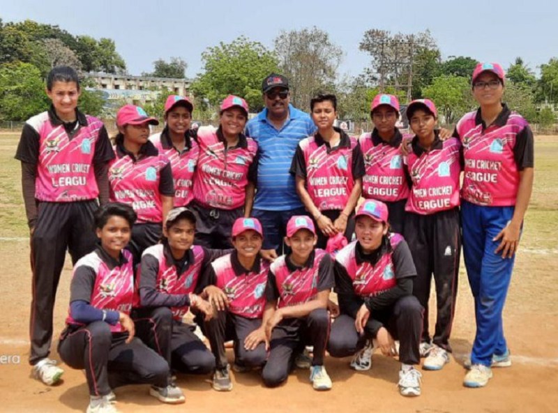 Khandwa women's cricket team dominates Telangana