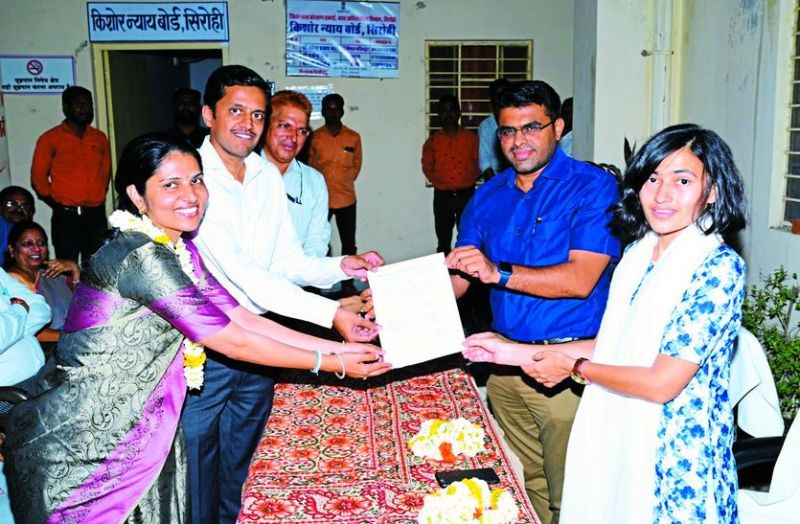 जनाना अस्पताल के पालना गृह में मिली नन्ही-सी परी समृद्धि को मिला परिवार