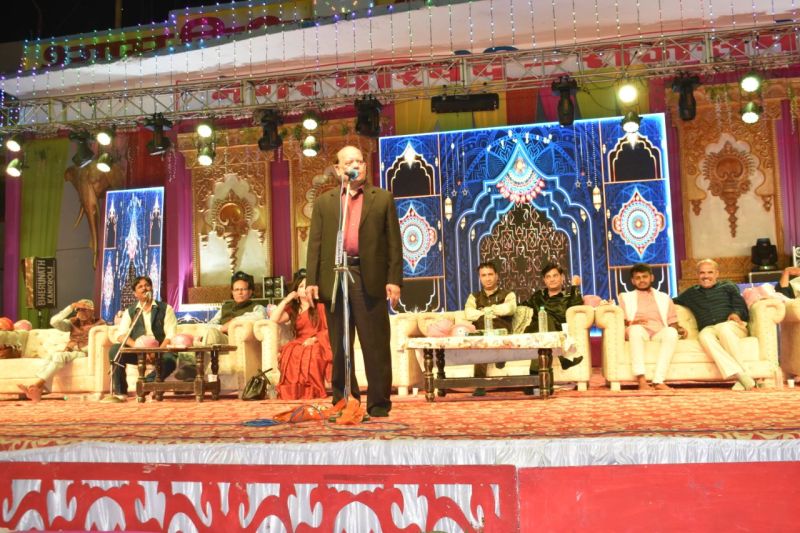 Gangaur Festival : आखिरी शाम गुलाबों के नृत्य पर झूमें दर्शक, लोकगीतों के बाद काव्य रस की बारिश में भीगे