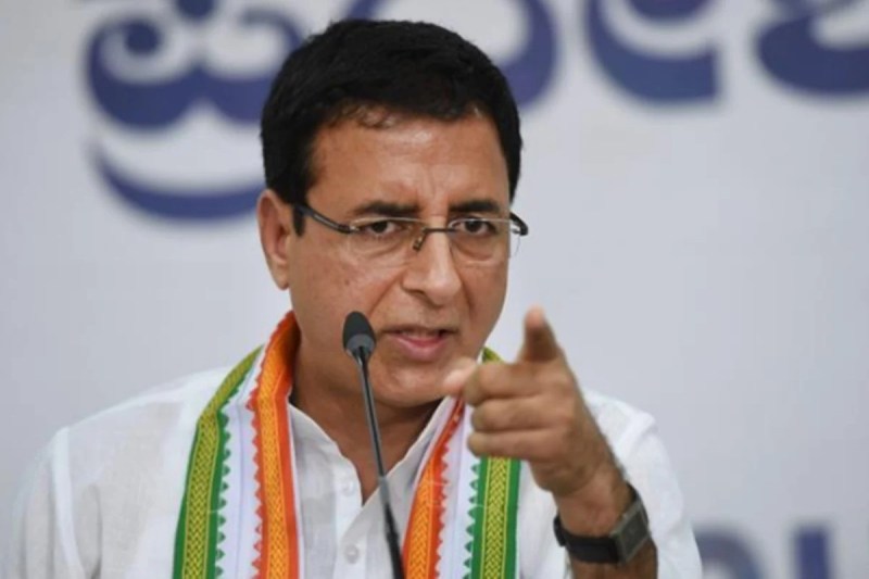 randeep-surjewala-attacks-modi-government-to-put-soldiers-on-risk.jpg
