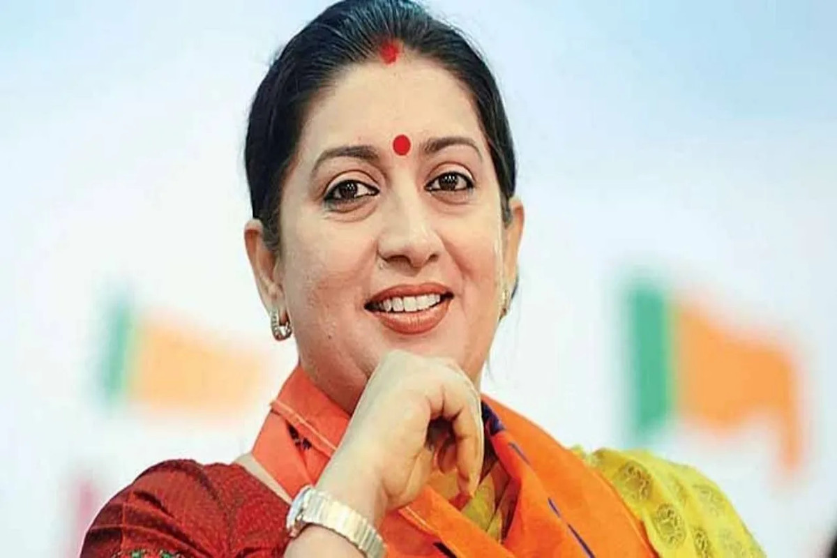 Smriti Irani Sets Record Exercise her Franchise in UP MLC Election