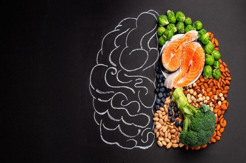  माइंड को तेज बना के रखने के लिए डाइट में शामिल करें इन फूड्स को, जाने क्या खाएं और कौन से फूड्स को अवॉयड करें