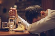 alcohol_poisoning_causes_symptoms_dangers.jpg