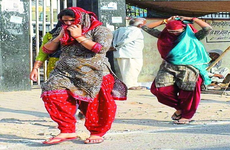 45 डिग्री तापमान में पांचवीं और आठवीं के बच्चों की ‘अग्नि’ परीक्षा