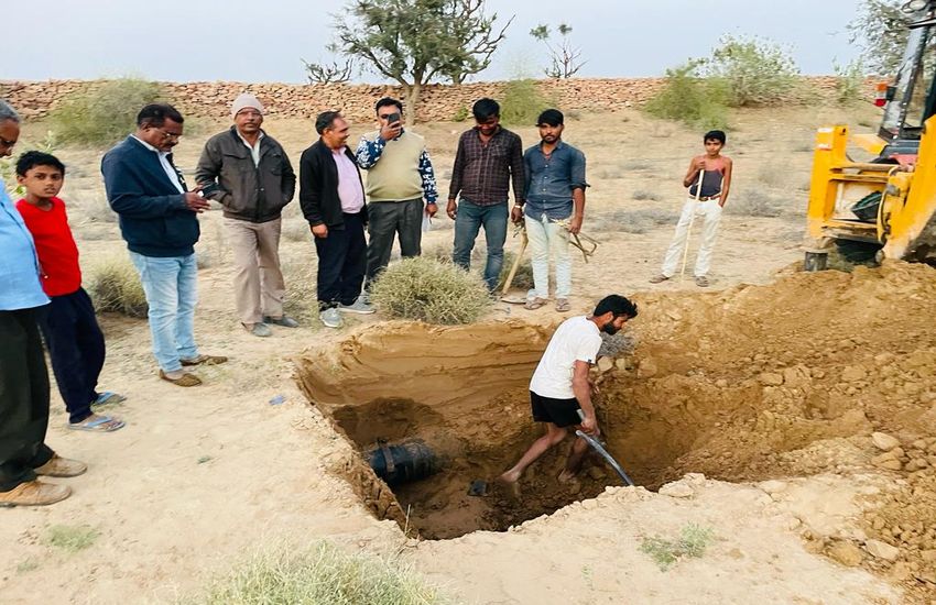 पूरे शहर ने बचाया पानी और चोरों ने चुरा लिया... अब आ गई ट्रेन चलाने की नौबत