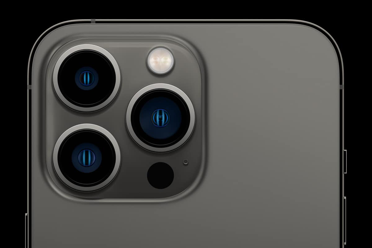 iphone_14.jpg