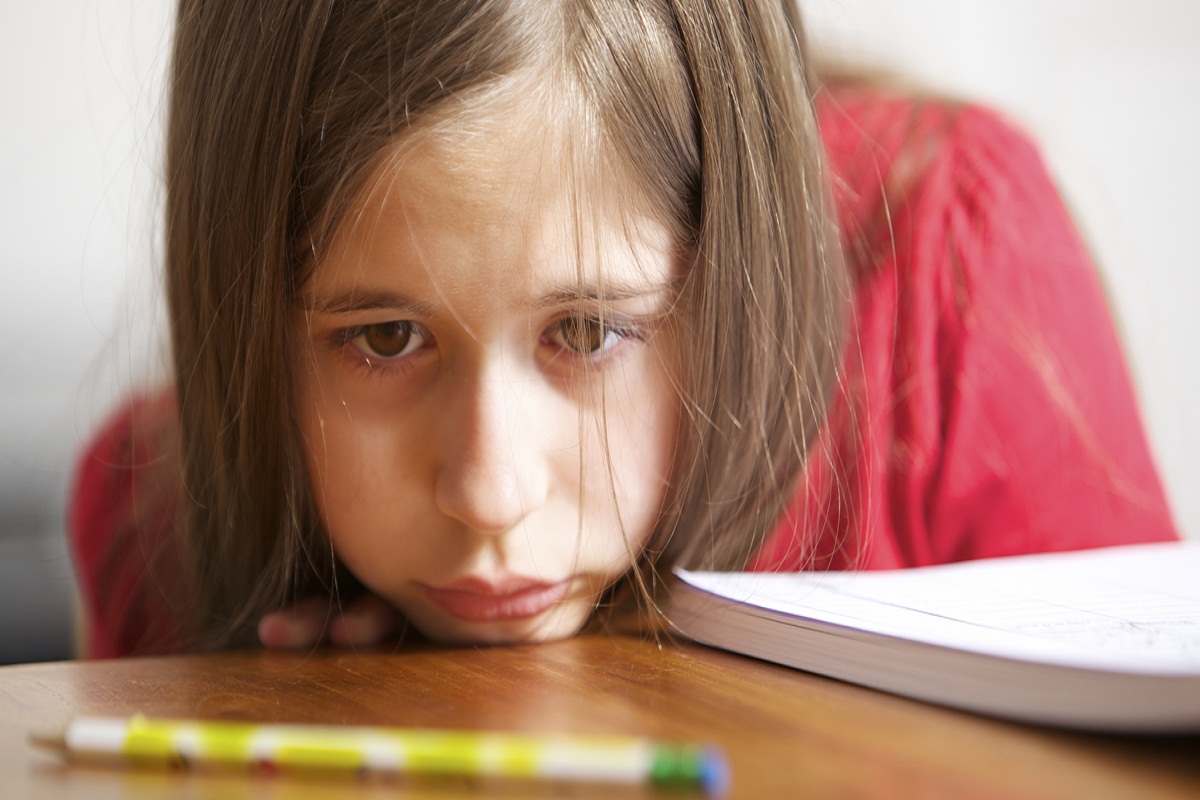 Mental Health Tips: क्या आपका बच्चा नजर आता है तनावग्रस्त, तो ये 5 टिप्स एंड ट्रिक्स आंएगे बहुत काम