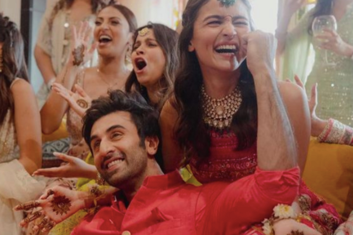 Ranbir Alia Girl's Side Asked For Rs 11.5 Crore For Joota Chupai
