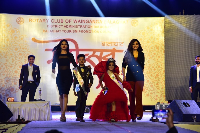 मिस्टर एंड मिस बालाघाट को जज करने बालाघाट पहुंची ज्यूरी अलीशा और शीतल