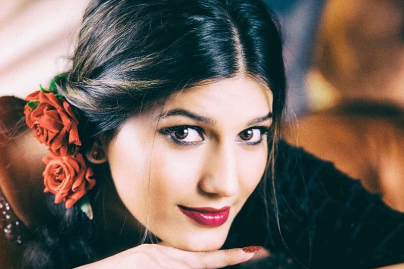 चंद पैसों के लिए स्टेज पर डांस किया करती थीं Sapna Choudhary, आज हैं करोड़ों की प्रॉपर्टी, आलीशान घर और लग्ज़री कारों की मालकिन