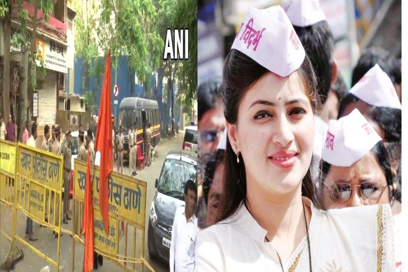 Hanuman Chalisa Row Rucks Outside Navneet Rana House Matoshree Maharashtra