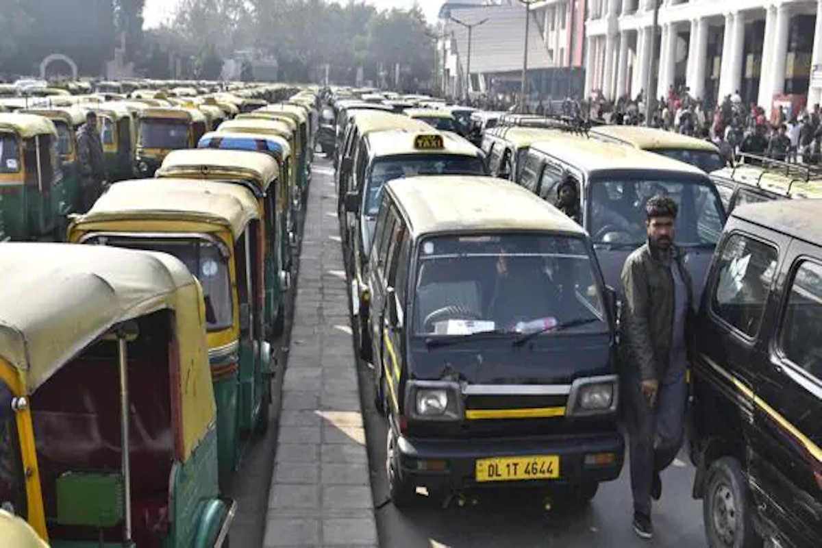 Illegal Auto Taxi Stand Will not Operate after 30 April in UP