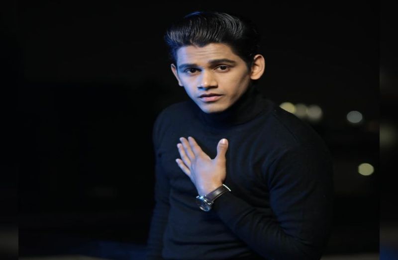 खेल में करियर बनाने की थी चाहत, सोशल मीडिया पर छाए दीपक चौहान