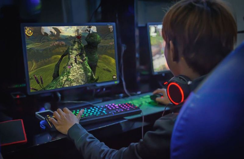 कोरोना काल में बढ़ा ऑनलाइन रियल गेमिंग का क्रेज, अब उंचाइयों पर