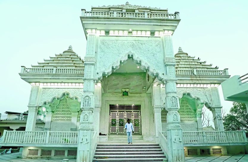 इलाके में पहला मंदिर होगा गुरू गोरखनाथ का मंदिर