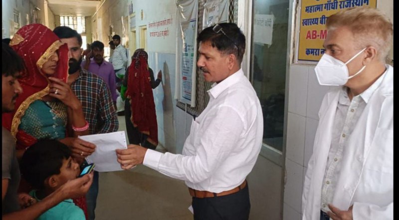एसडीएम ने राजकीय अस्पतालों का किया औचक निरीक्षण