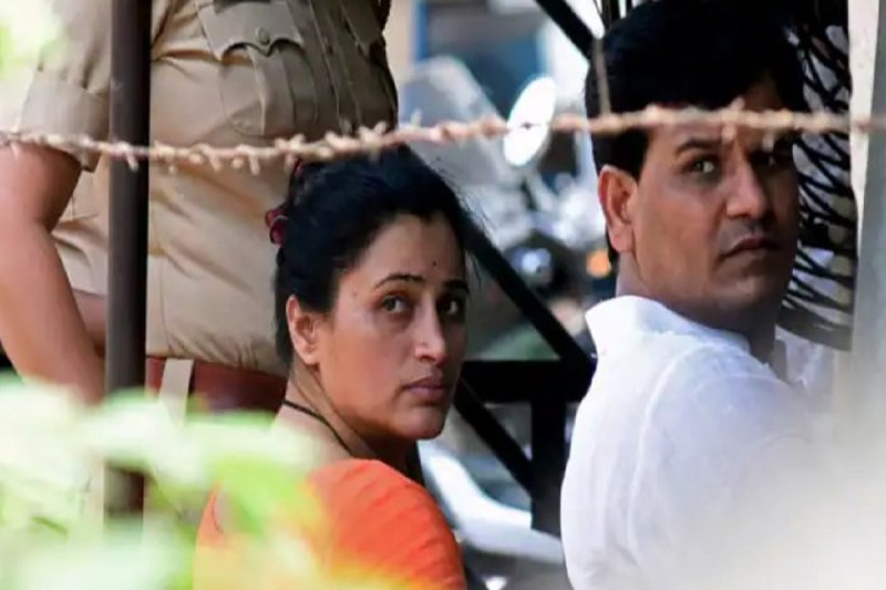 Hanuman Chalisa row: sessions court Bail granted to Navneet Ravi Rana