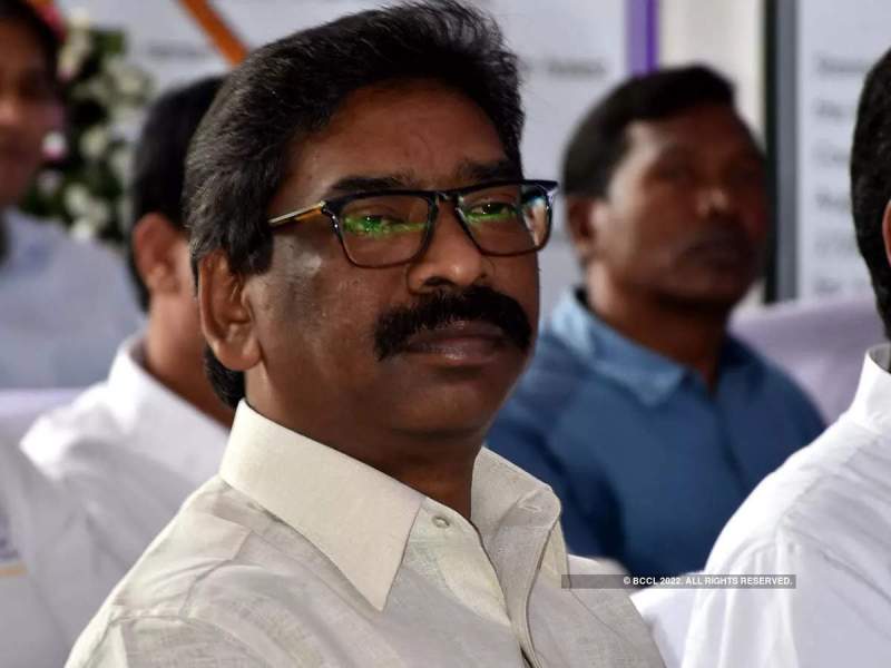 Jharkhand Illegal Mining: भारत में 18 जगहों पर की जा रही छापेमारी, झारखंड के मुख्यमंत्री हेमंत सोरेन के करीबी लोगों के यहां ED का छापा