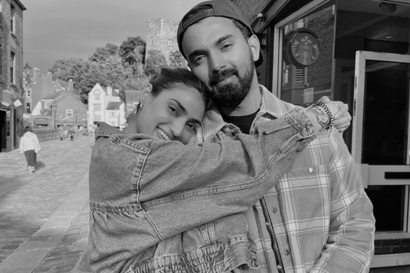 KL Rahul नहीं, इनके साथ नए घर में रहेंगी Athiya Shetty