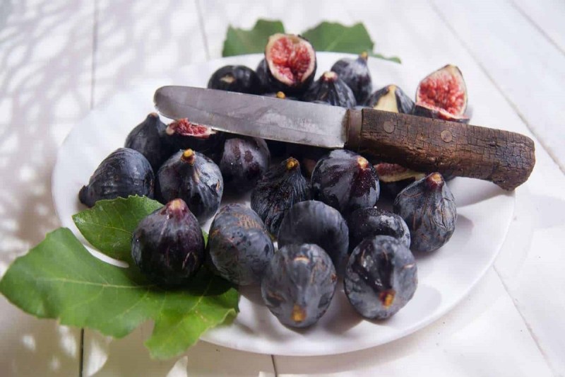 इन चार काली चीज़ों को करें रोजाना के डाइट में शामिल,पाचन तंत्र से लेकर हार्ट से जुड़ी समस्याएं हो जाएँगी दूर