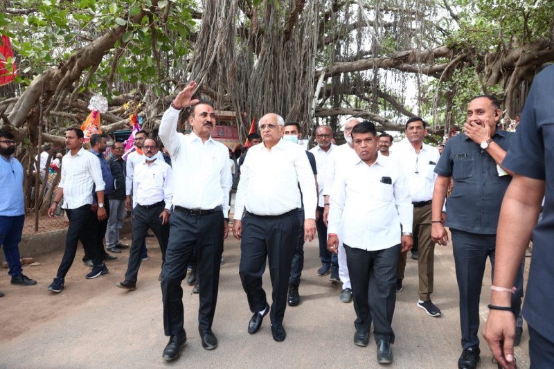 Gujarat news: 500 साल पुराने कंथारपुर बरगद को पर्यटन केन्द्र बनाने के कार्य ने पकड़ी गति