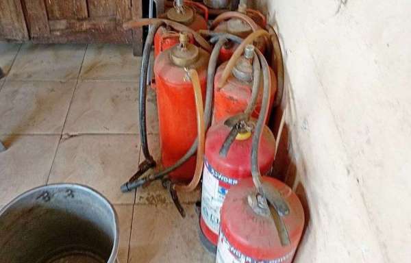 शहर के पेट्रोल पंपों पर सुरक्षा के पुख्ता इंतजाम नहीं, जन सुविधाएं भी बदहाल