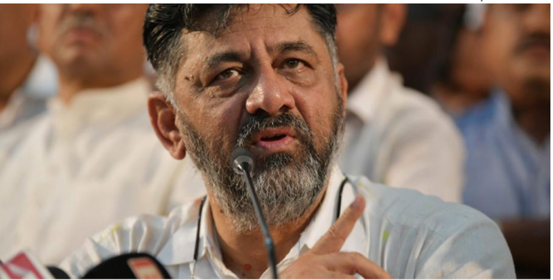 कर्नाटक : अपनी 'सुरक्षा' के लिए एमबी पाटिल से मिले अश्वथ