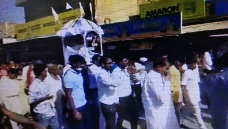 जैन मुनि के देवलोकगमन पर गाजे-बाजे से निकली बैकुंठी यात्रा, देखें Video... 