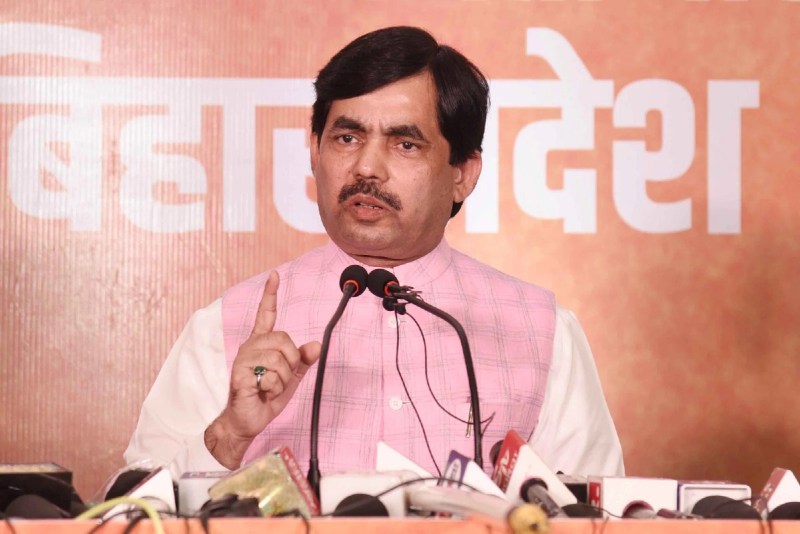 'जो इस देश का नागरिक है, उसे राष्ट्रगान गाना चाहिए' - मदरसे में राष्ट्रगान पर बोले शाहनवाज हुसैन