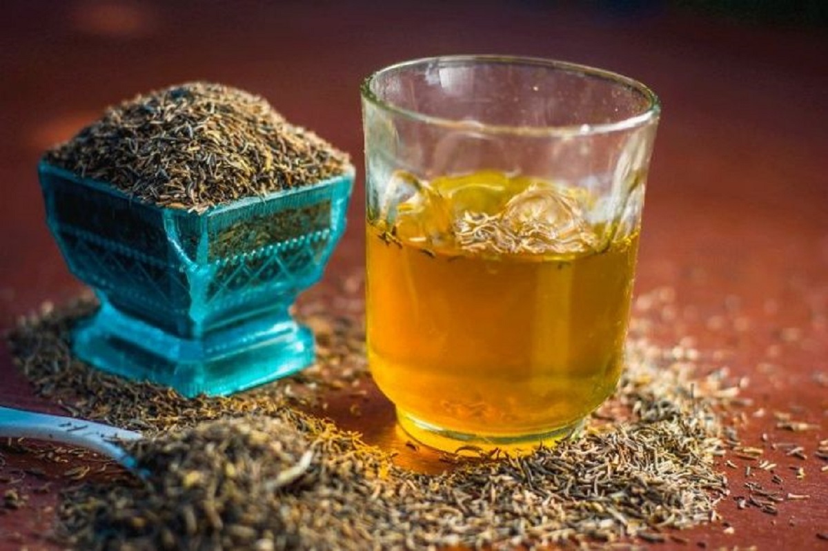 Cumin Water Side Effects: जरूरत से ज्यादा जीरा पानी पीने से हो सकते हैं कई नुकसान, जानें इसके साइड इफेक्ट्स
