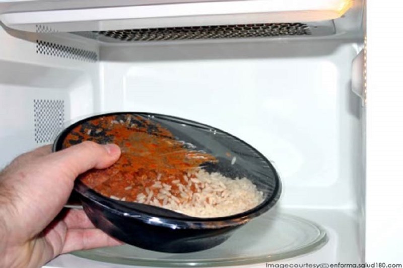  इन चीजों का सेवन बासी कभी न करें बिगड़ सकती है तबियत, आलू भी है हानिकारक