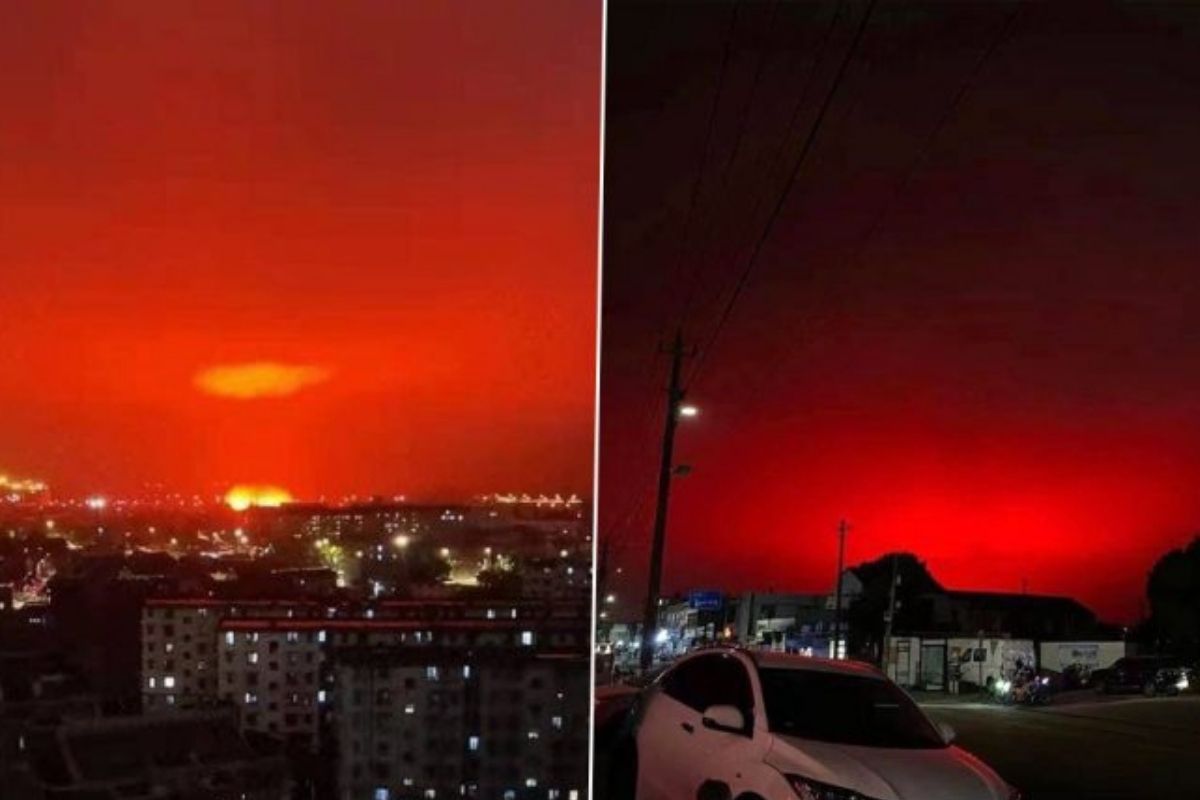 Blood Red Sky In China Creates Mystery People Panic