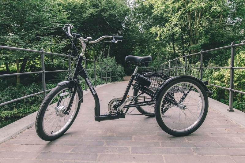 Student Innovate 2 times better Speedy Electronic Cycle help of IIT