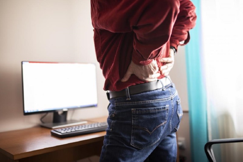 पीठ दर्द का किडनी से है गहरा संबंध, जानिए पीठ में कहां दर्द होने पर हो सकती हैं समस्याएं