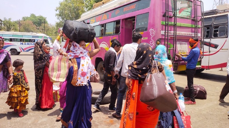 टिकिट में शुद्ध लिखावट ना होने से यात्री हो रहे गुमराह