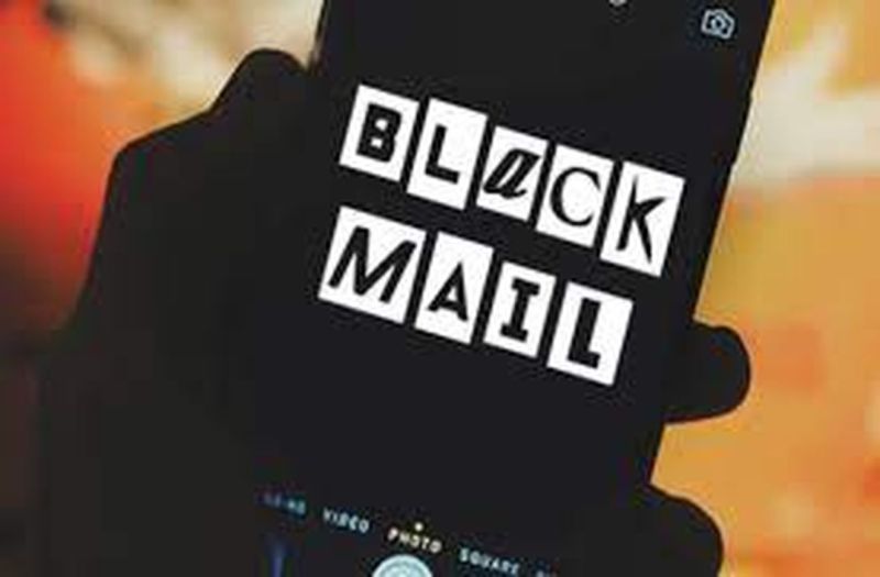 ब्लैकमेल कर युवती ने 1.14 करोड रुपए ऐंठे