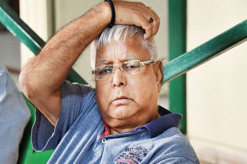Screws again on Lalu Yadav, CBI raids 17 places related to RJD supremo