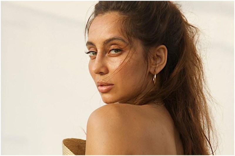 anusha dandekar went topless for the photoshoot
