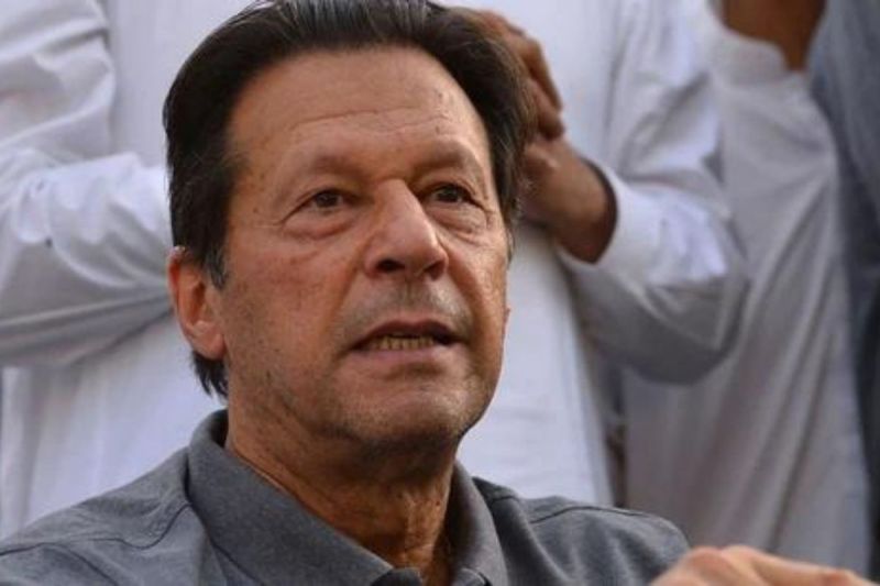 पाकिस्तान पुलिस ने पूर्व पीएम इमरान खान के आवास पर की छापेमारी