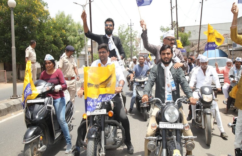 Gujarat सरकार रोजगार देने में विफल: इटालिया