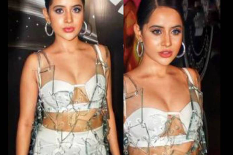 कांच के टुकड़ों से बनी ड्रेस पहनकर पार्टी में पहुंचीं उर्फी जावेद, फोटो देख दंग रह जाएंगे आप