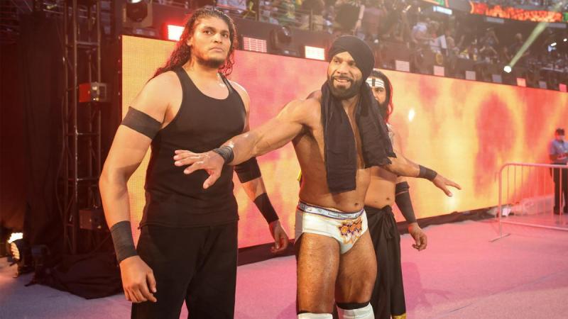 wwe live event result jinder mahal roman reigns rockford smackDown