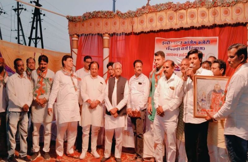 Indore News : उठाया सवाल, ओबीसी आरक्षण कम करवाकर किस बात का जश्न मना रही भाजपा