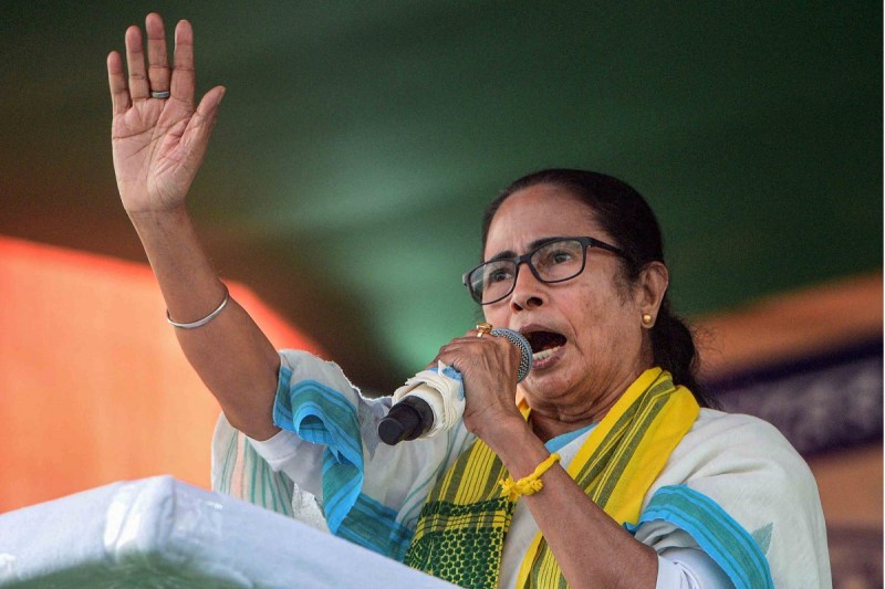 ममता बनर्जी ने केंद्र सरकार पर साधा निशाना, कहा - 'भाजपा का तुगलगी शासन, हिटलर और स्टालिन से भी बदतर'